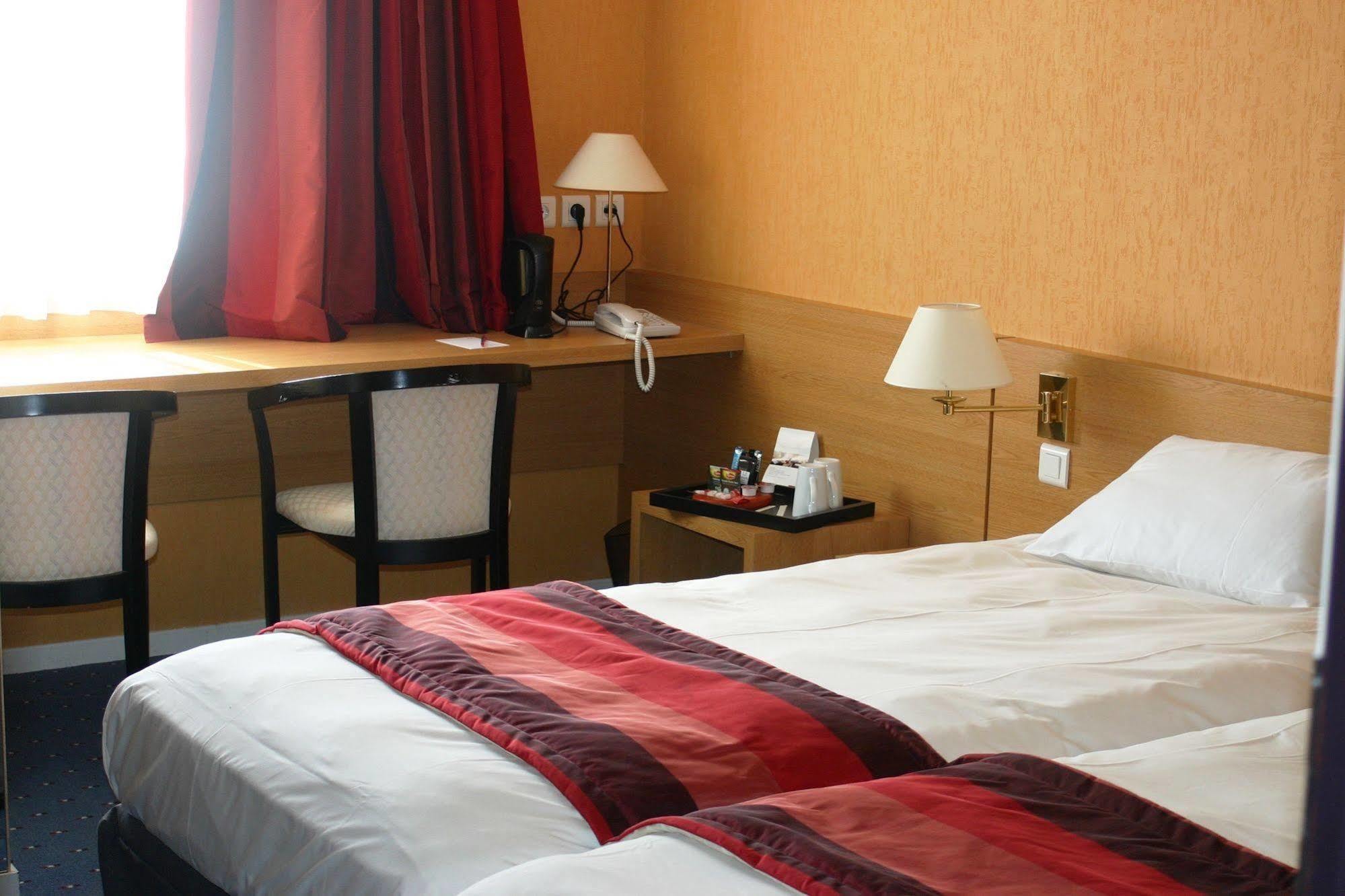 Mercure Hexagone Luxeuil Exteriér fotografie